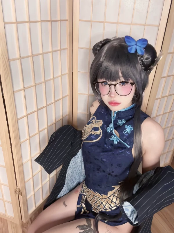 อาเนีย ฮับป๋ม ภาพเดี่ยวที่ 5
