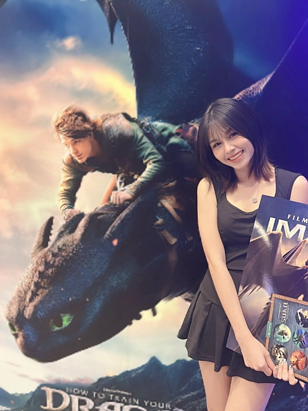 areych จ๊ะเอ้ย ในชุดเดรสสีดำออกงาน