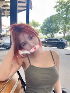 โดนัท Waranit รูปใหม่ใน Modula ที่ 10